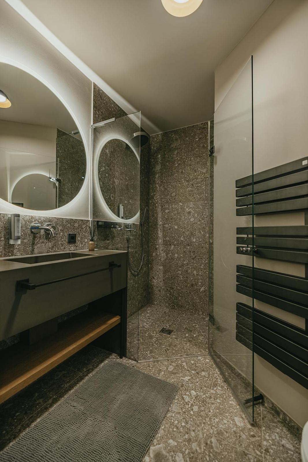 Black Eagle Luxury Appartements Mayrhofen Værelse billede